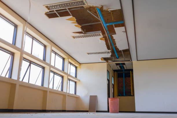 Water damage restoration process in North Fair Oaks, CA